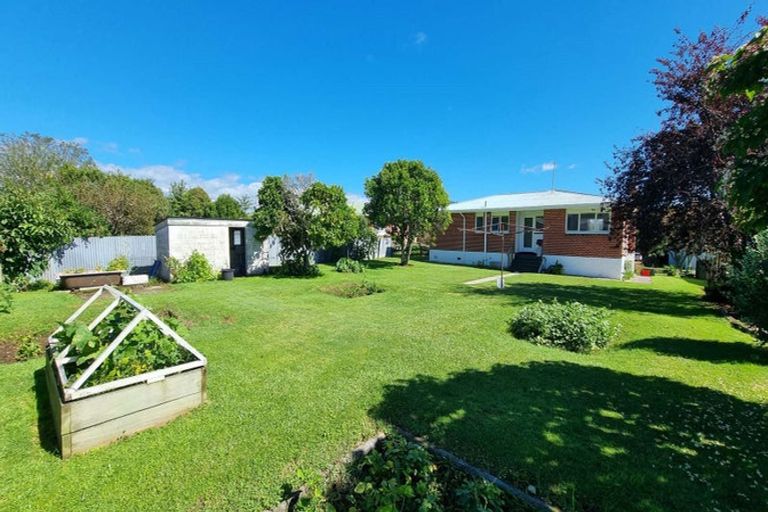 Photo of property in 18 Rutland Street, Utuhina, Rotorua, 3015