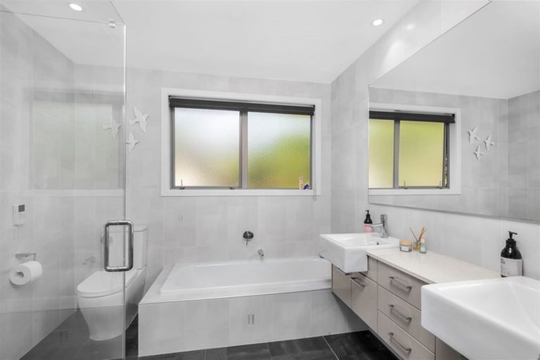 Photo of property in 3 Omana Esplanade, Maraetai, Auckland, 2018