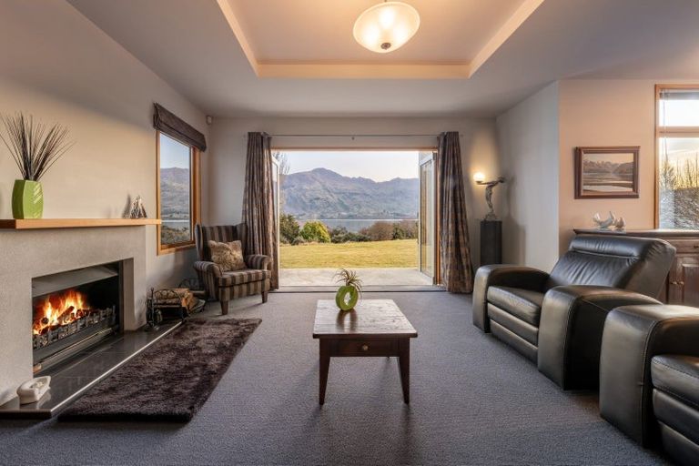 Photo of property in 27 Waimana Place, Wanaka, 9305