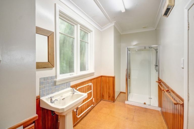 Photo of property in 32 Glengyle Street, Vauxhall, Dunedin, 9013