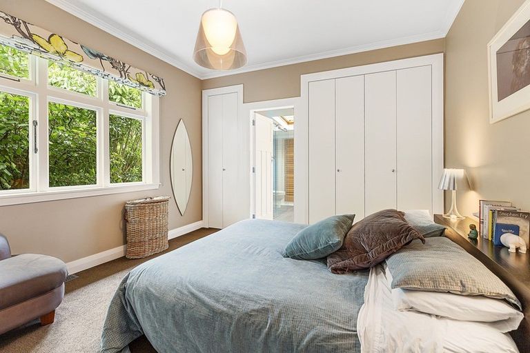 Photo of property in 24 Marsden Avenue, Karori, Wellington, 6012