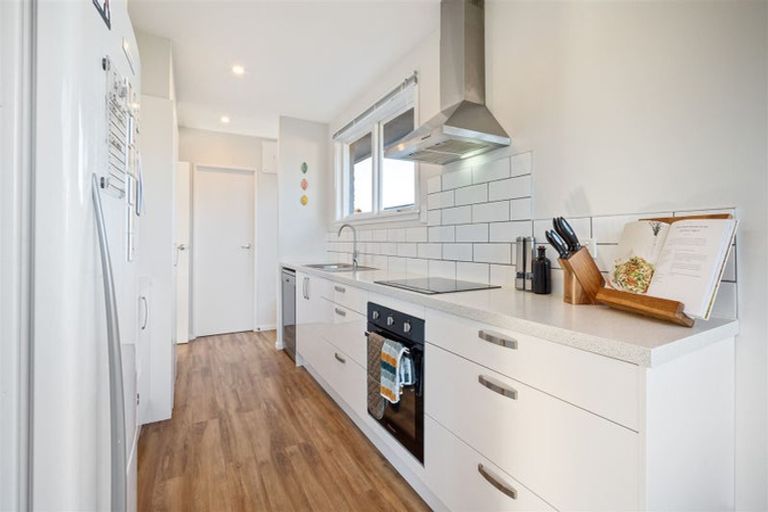 Photo of property in 4 Bidwell Place, Hillmorton, Christchurch, 8025