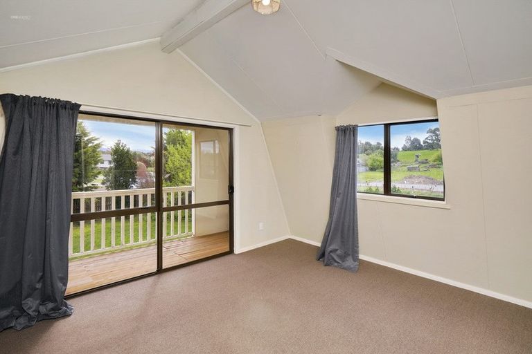 Photo of property in 20 Osborne Road, Amberley, 7410