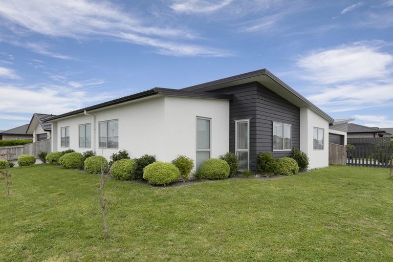 Photo of property in 117 Penetaka Heights, Pyes Pa, Tauranga, 3112