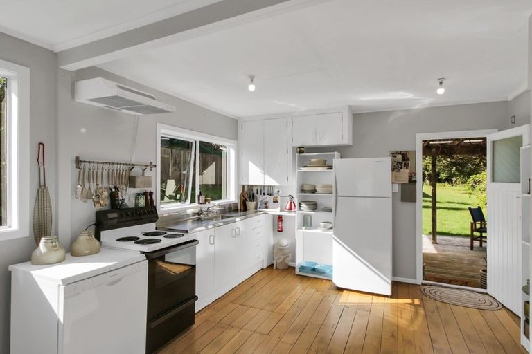 Photo of property in 110 Park Avenue, Waitarere Beach, Levin, 5510