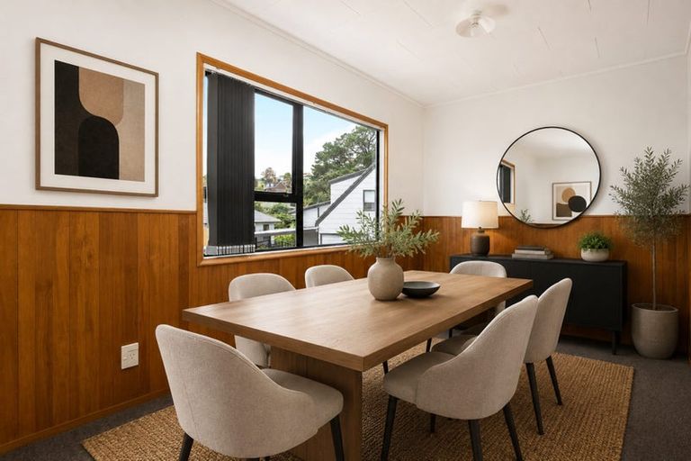 Photo of property in 67 Meadowvale Rise, Titirangi, Auckland, 0604