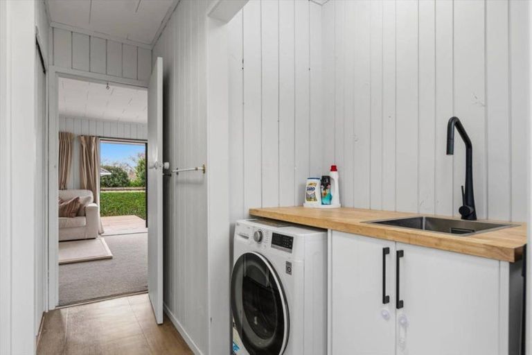 Photo of property in 28 Princess Street, Te Puke, 3119