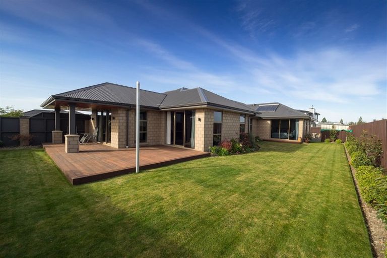 Photo of property in 17 Whiteoak Grove, Tinwald, Ashburton, 7700