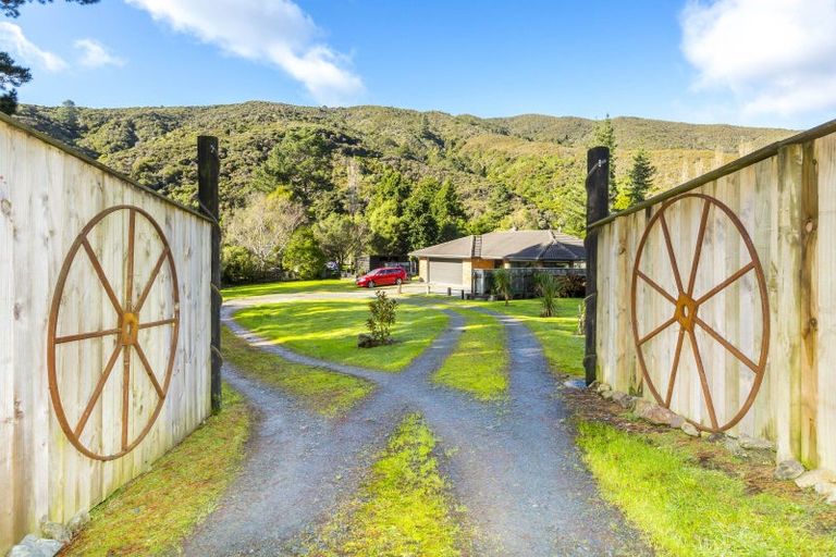 Photo of property in 1845 State Highway 2, Kaitoke, Upper Hutt, 5018