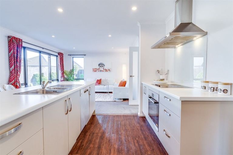 Photo of property in 7 Taggart Place, Sockburn, Christchurch, 8042