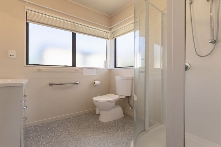 Photo of property in 86 Parata Street, Waikanae, 5036