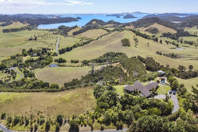 Photo of property in 58 Kempthorne Road, Russell, 0272