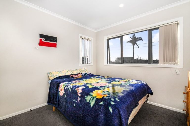 Photo of property in 6a Braeburn Place, Takanini, 2112