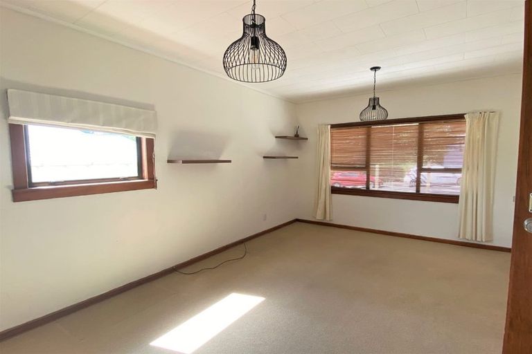 Photo of property in 42 Mill Road, Lower Vogeltown, New Plymouth, 4310