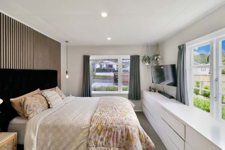 Photo of property in 25 Thirlmere Street, Wainuiomata, Lower Hutt, 5014