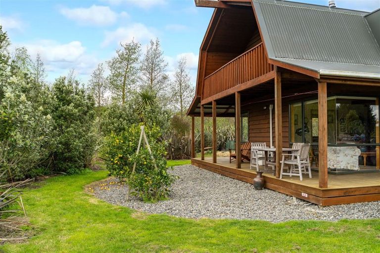 Photo of property in 207 Lees Pakaraka Road, Te Ore Ore, Masterton, 5886