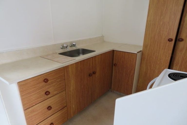 Photo of property in 1/25 Hillcrest Road, Papatoetoe, Auckland, 2025