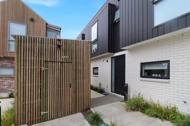 Photo of property in 7/1 Rainey Grove, Taita, Lower Hutt, 5011