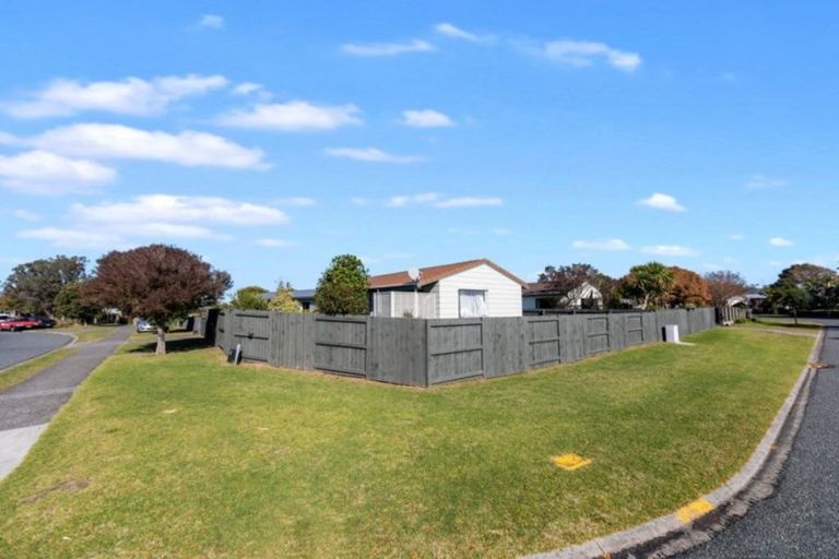 Photo of property in 20 Topaz Drive, Papamoa Beach, Papamoa, 3118