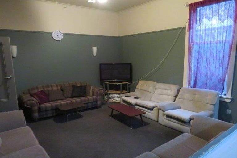Photo of property in 34 Bay Street, Petone, Lower Hutt, 5012