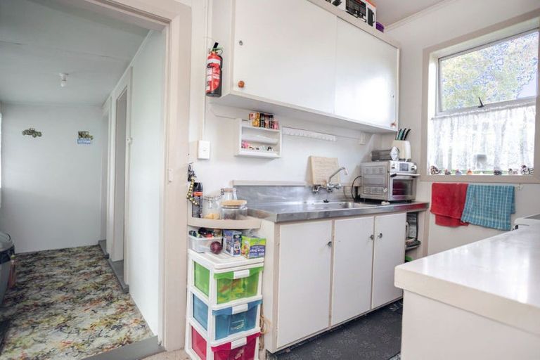 Photo of property in 20 Thyra Street, Dannevirke, 4930