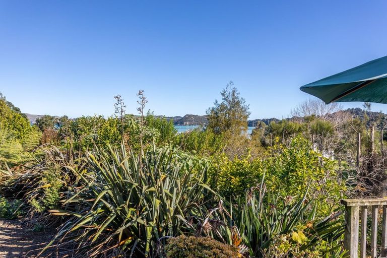 Photo of property in 2130 Long Bay Road, Coromandel, 3581