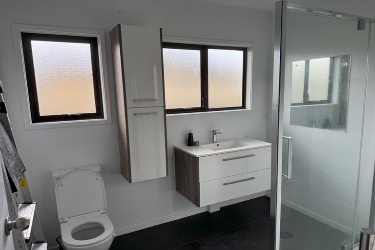 Photo of property in 49 Norcross Avenue, Henderson, Auckland, 0612