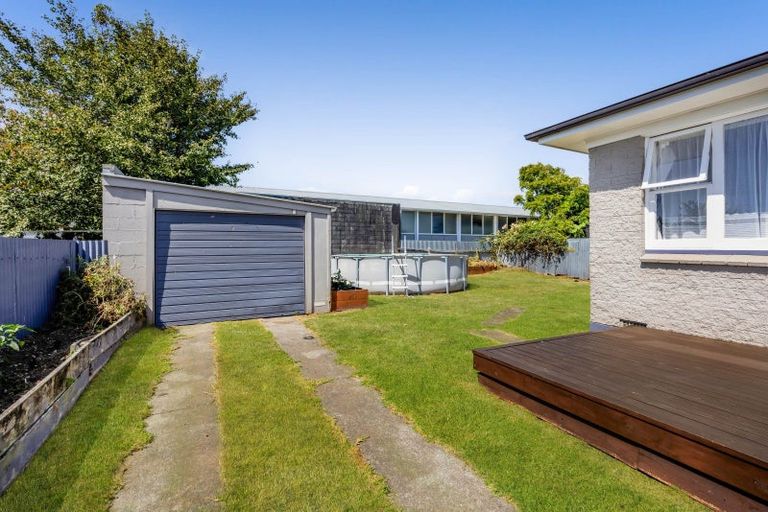 Photo of property in 15a Pratt Street, Waitara, 4320