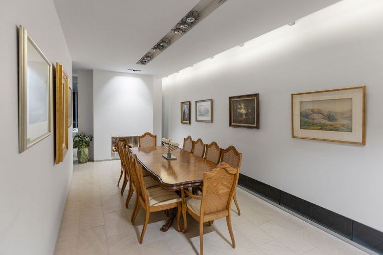 Photo of property in 4 Sharon Road, Waiake, Auckland, 0630