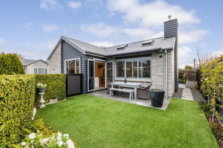 Photo of property in 5c Guthrie Road, Havelock North, 4130
