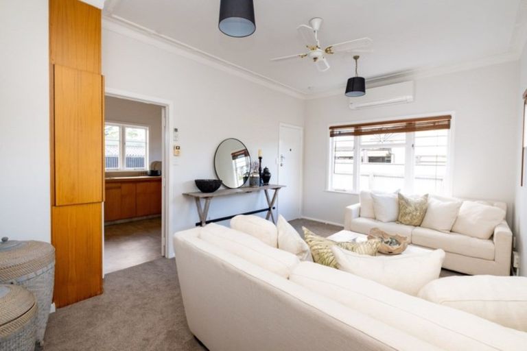 Photo of property in 309a Frimley Avenue, Frimley, Hastings, 4120