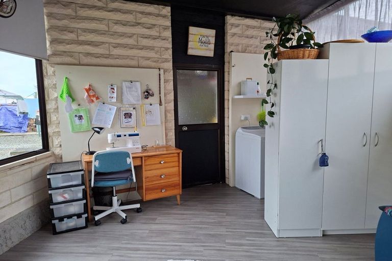 Photo of property in 5 Hillview Place, Pleasant Point, 7903