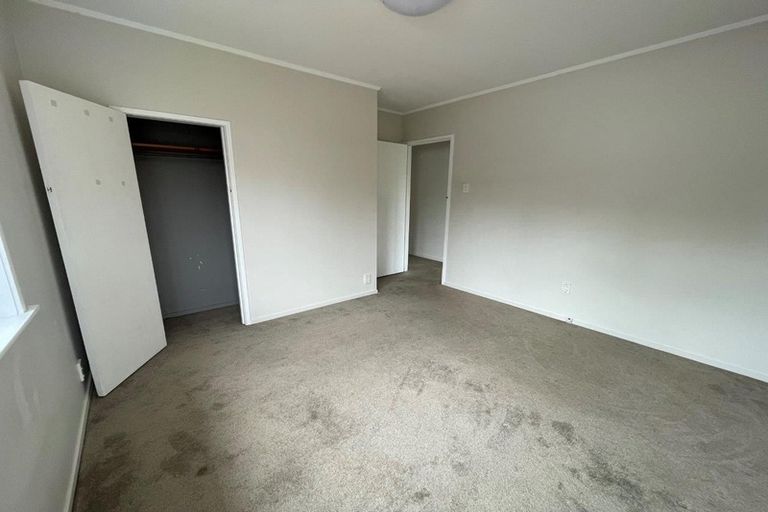 Photo of property in 65 Lauderdale Road, Birkdale, Auckland, 0626