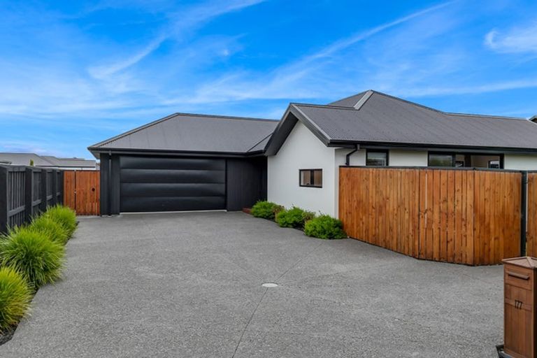 Photo of property in 177 Townsend Road, Rangiora, 7400