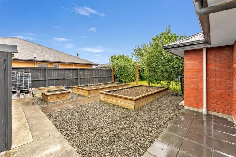 Photo of property in 71 Beaumont Drive, Rolleston, 7614