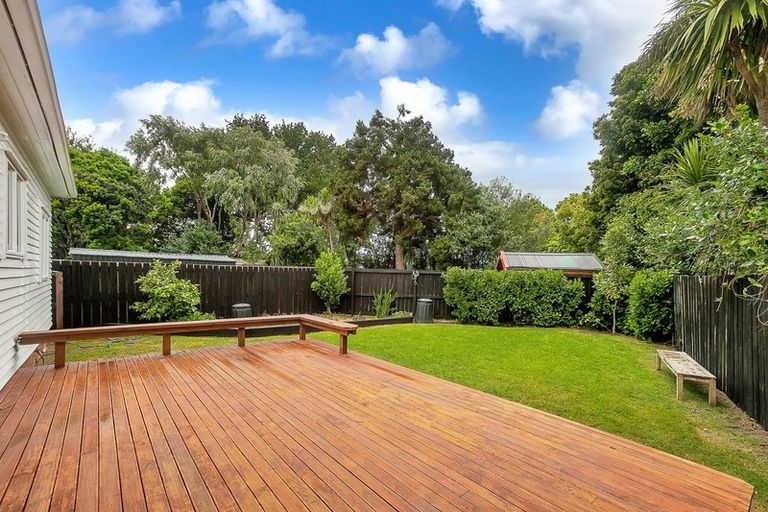 Photo of property in 36a Hereford Street, Te Atatu Peninsula, Auckland, 0610