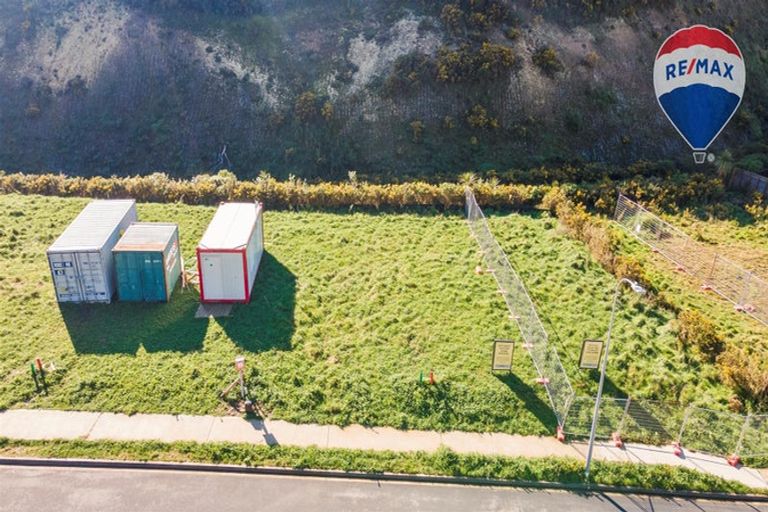 Photo of property in 128 Silverstream Road, Crofton Downs, Wellington, 6035