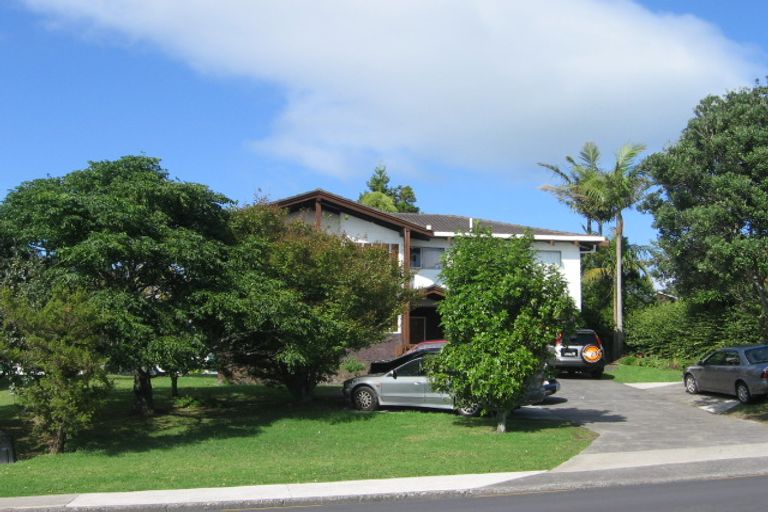 Photo of property in 144 Mokoia Road, Chatswood, Auckland, 0626