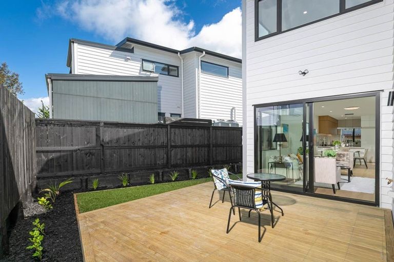 Photo of property in 3 Riroriro Road, Hobsonville, Auckland, 0616