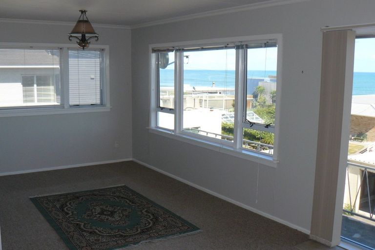 Photo of property in 1/23 Hamblyn Street, Strandon, New Plymouth, 4312