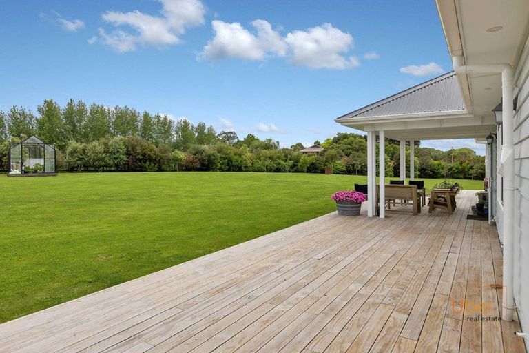 Photo of property in 113 Gibbons Road, Kaiwaka, 0573