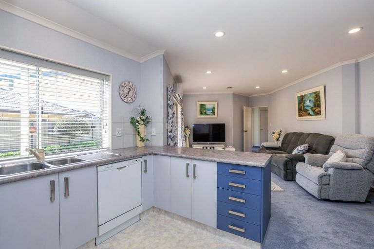 Photo of property in 9 Claridge Place, Taradale, Napier, 4112