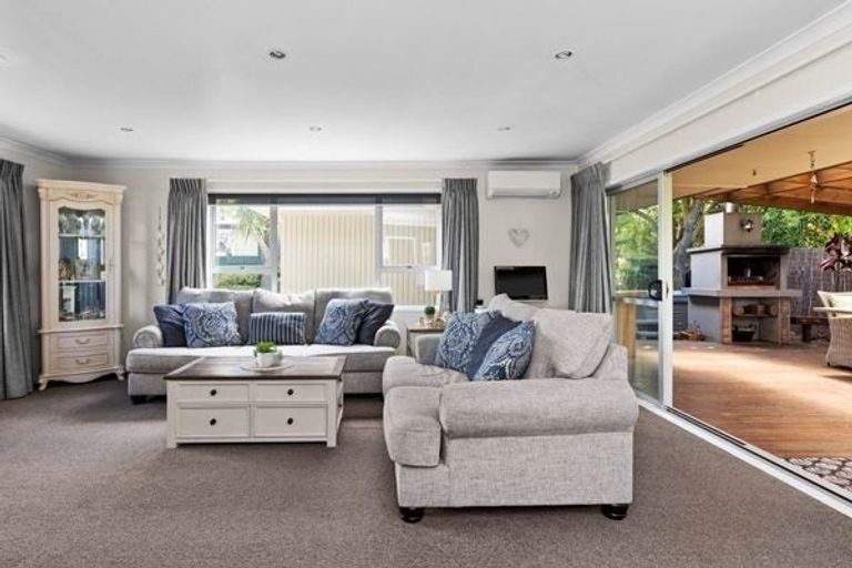 Photo of property in 74a Guppy Road, Greenmeadows, Napier, 4112