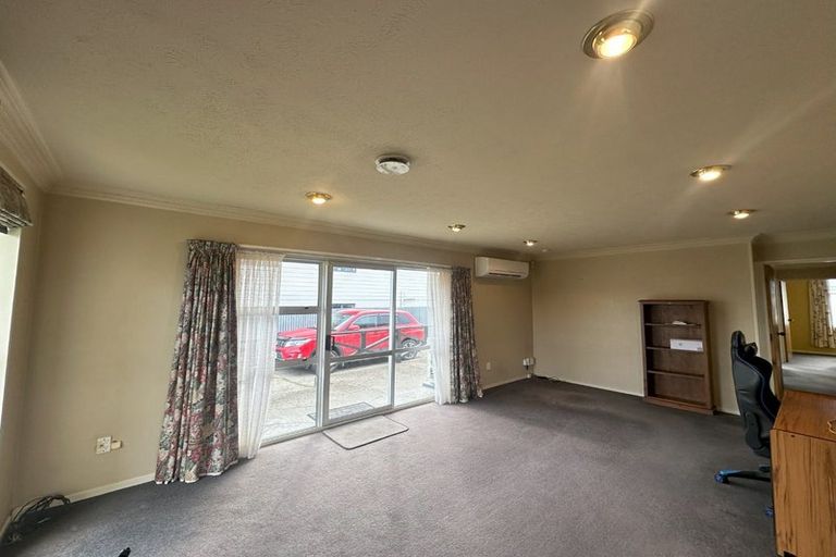 Photo of property in 137 Cunningham Crescent, Grasmere, Invercargill, 9810