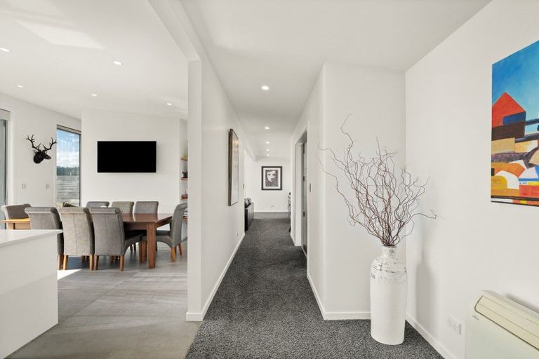 Photo of property in 21 Awa Toru Drive, Fairfield, Dunedin, 9018