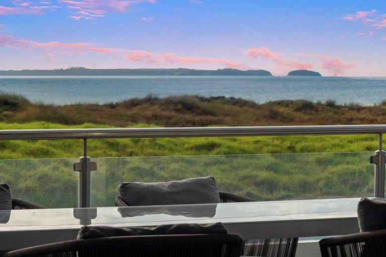 Photo of property in 820a Papamoa Beach Road, Papamoa Beach, Papamoa, 3118