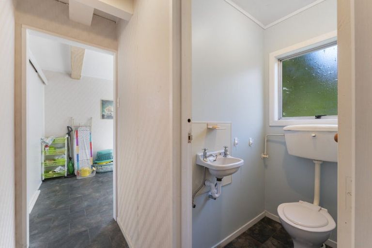 Photo of property in 2/48 Harvey Street, Waipahihi, Taupo, 3330
