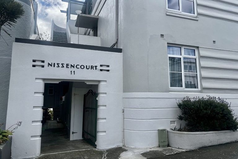 Photo of property in Nissen Court, 11g Hawker Street, Mount Victoria, Wellington, 6011