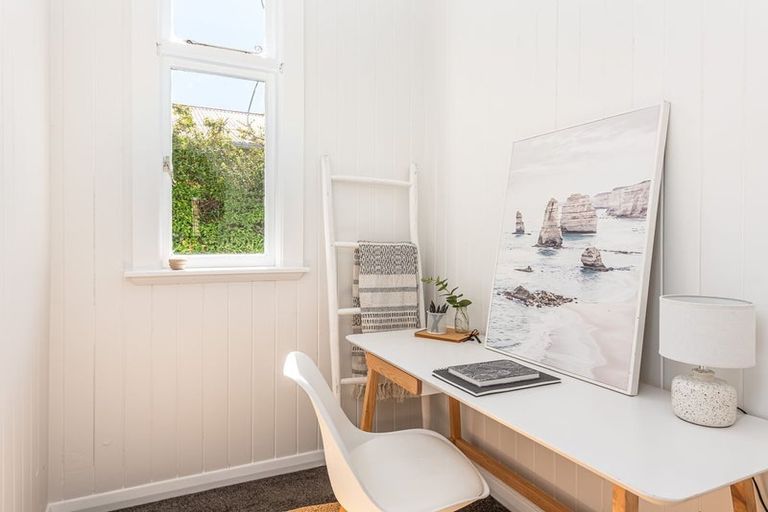 Photo of property in 18 Newcastle Street, Phillipstown, Christchurch, 8011