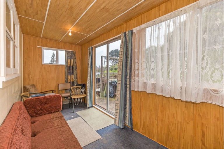 Photo of property in 636 Waitarere Beach Road, Waitarere Beach, Levin, 5510